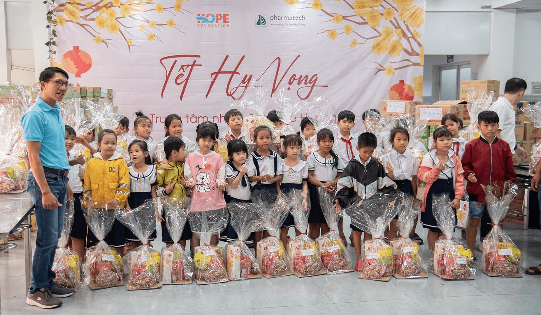 Phartech đồng hành cùng Quỹ Hy Vọng vì một tương lai khỏe cho trẻ em mồ côi do Covid-19